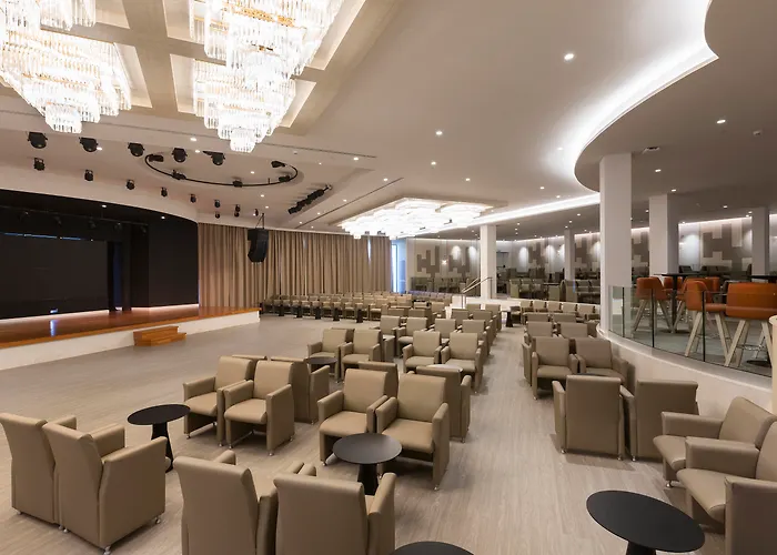 Hipotels Barrosa Park (Adults Only)